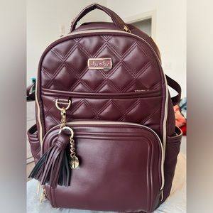Itzy ritzy boss bag plus